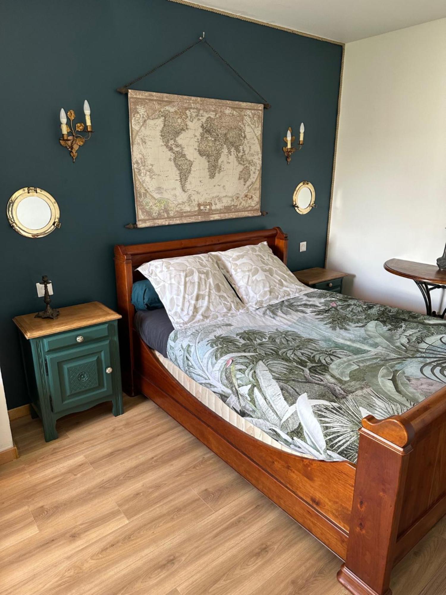 Cap'Tain Cook Bed & Breakfast Caurel  Dış mekan fotoğraf